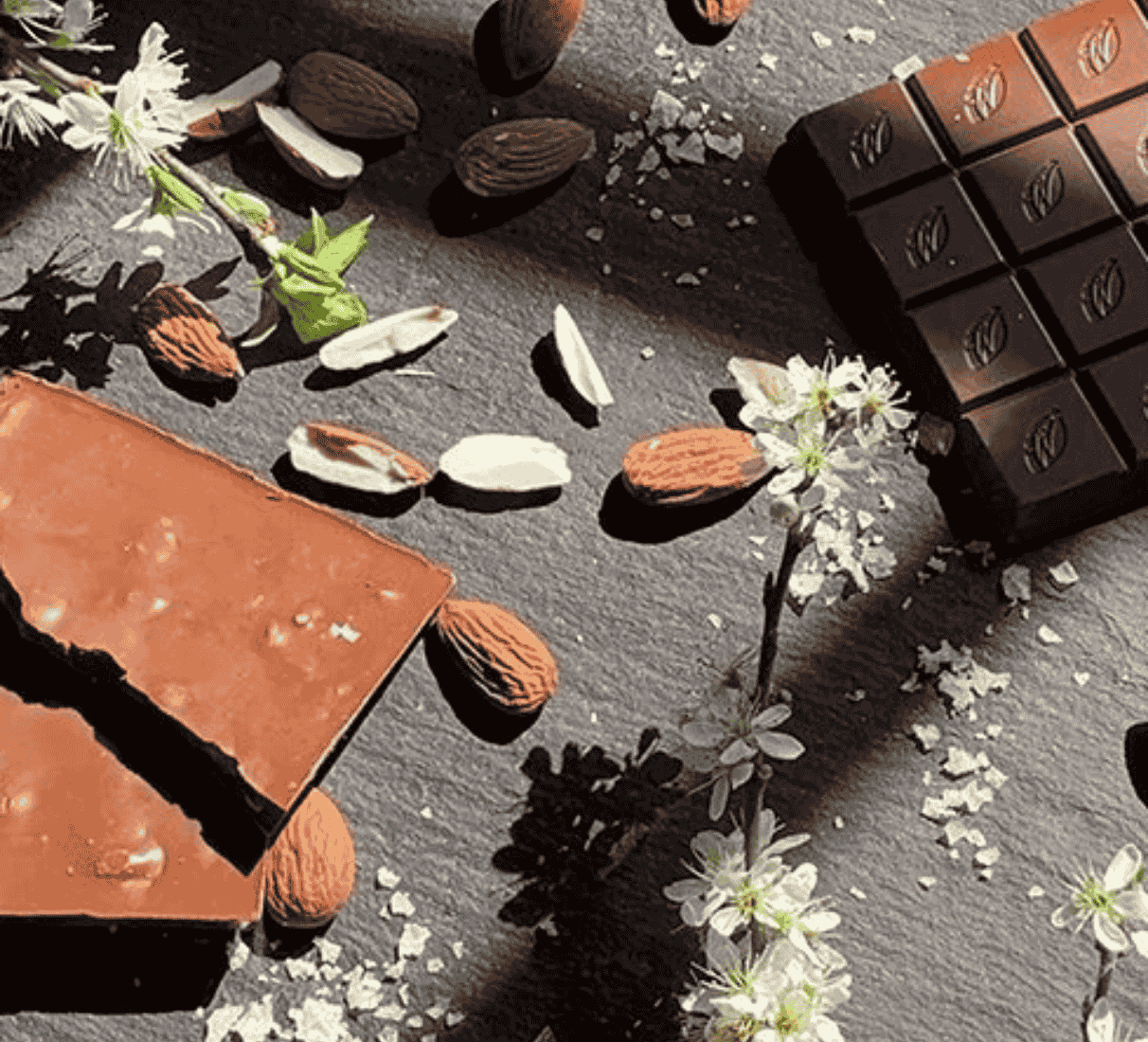 Willie´s Cacao Mléčná čokoláda s mořskou solí a mandlemi